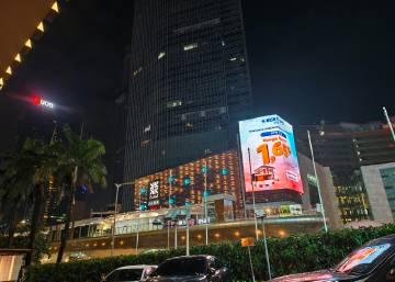 体操名将张博恒的银牌之路:每天闭馆后路灯下的影子,见证了什么?