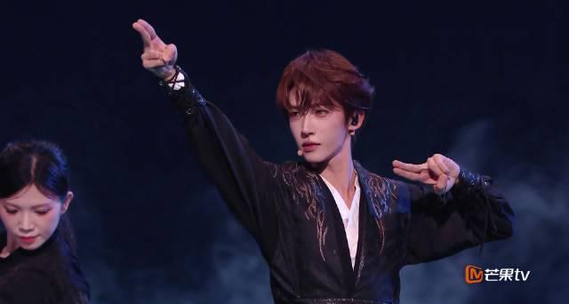 海外华人必看!3招解决爱奇艺地区限制,轻松追《无忧之夜》国风舞台