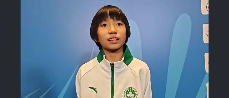 刷到澳门10岁乒乓女孩的采访视频,我突然想起当年被偶像一句话救赎的高考时光