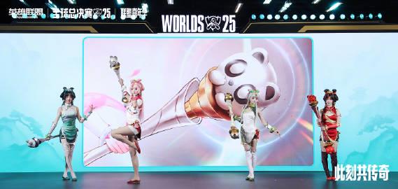 刷到联盟嘉年华的绝美拉克丝表演,我突然想起当年在网吧通宵打排位的日子