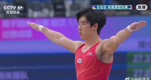 体操男团巅峰对决!张博恒带队摘银,这些细节让人热血沸腾