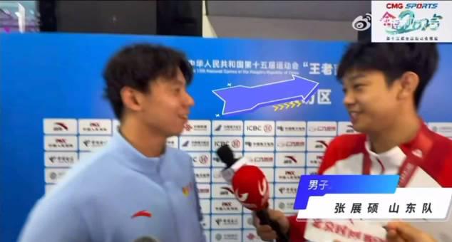 新闻系学霸张展硕全运夺金后秒变记者,犀利提问让老将当场懵圈!