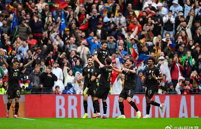 从青涩少年到传奇巨星!C罗第六次世界杯之旅背后的惊人坚持