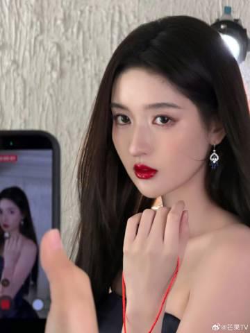 海外华人轻松解锁国内影音限制,畅享高清影视综艺全攻略