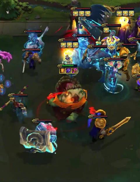 刷到云顶之弈S16更新预告时,我正帮澳洲表弟调试加速器——他去年因延迟太高错失王者段位