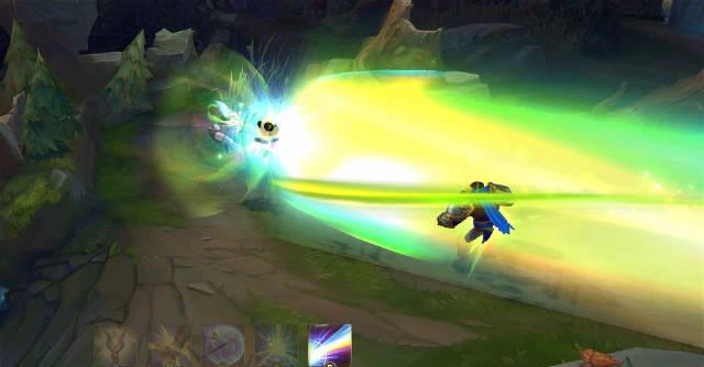 《LOL熊猫娃娃拉克丝海外限玩?实测Sixfast一键解锁国服新皮肤!》