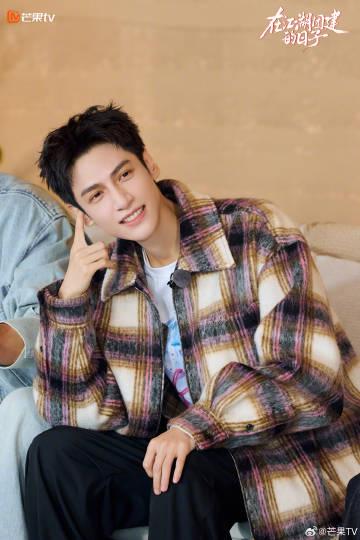 海外华人必看!3招解决爱奇艺地区限制,轻松追《水龙吟》团综