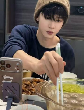 海外华人必看:3步解决爱奇艺地区限制,追剧不再愁!