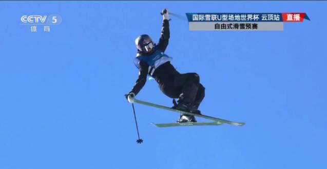 谷爱凌又拿第一了!92.75分轻松晋级,她的“学霸式”滑雪秘诀是什么?