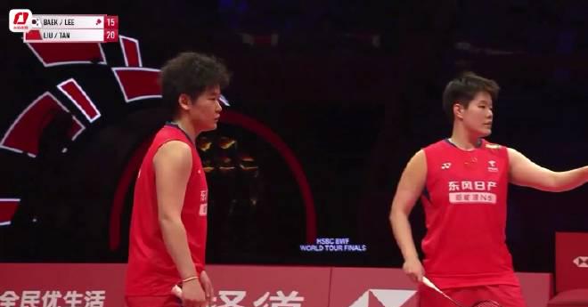 刷到刘圣书谭宁止步半决赛的消息,我对着屏幕愣了三秒,想起当年熬夜看林丹的日子