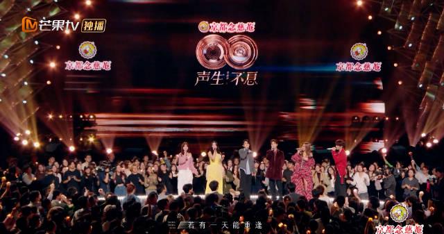 人在海外,想家时却打不开爱奇艺?教你一键解锁国内App限制,重温《城里月光》的感动