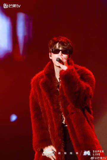 海外华人追剧听歌不再难:手把手教你解除地区限制,畅享国内影音资源