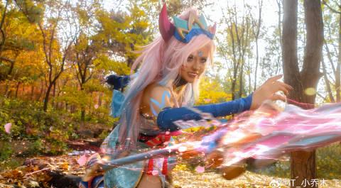 《LOL手游金辉凯歌版本上线,海外玩国服延迟高怎么办?Sixfast一键加速攻略》